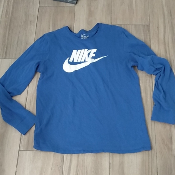 Nike Other - Nike Long Sleeve T